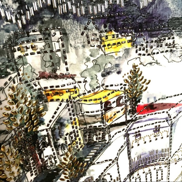 St John Graphic top / blouse with ski town scene studs Medium NEW knit - Picture 6 of 9